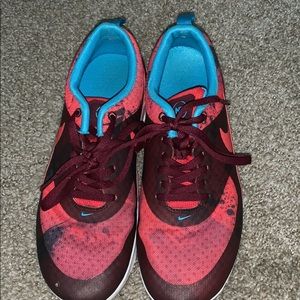 Adorable Nike shoes!